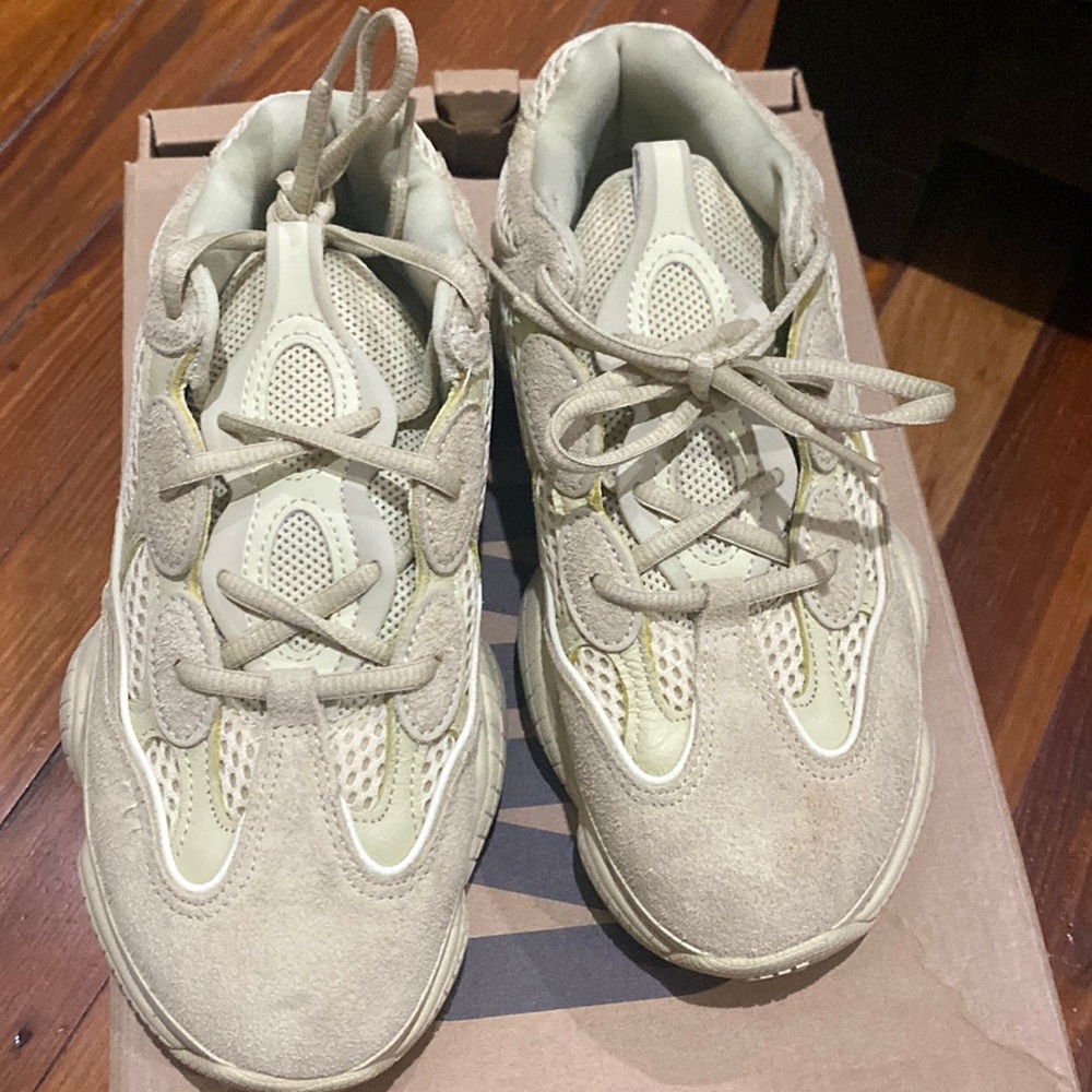 Yeezy 500 Authentic sneakers